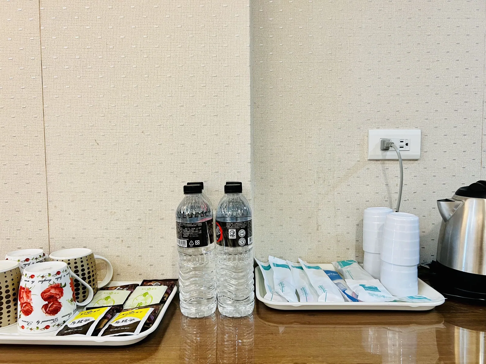 餐廳與自助飲料檯