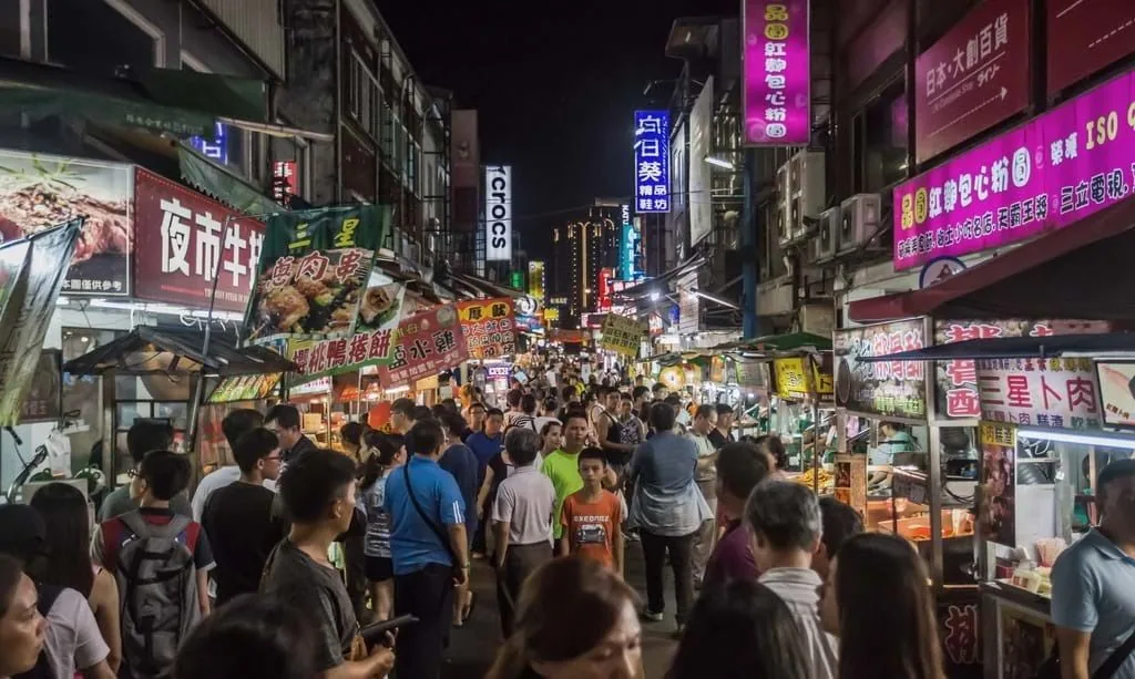 走出去:夜市與水岸