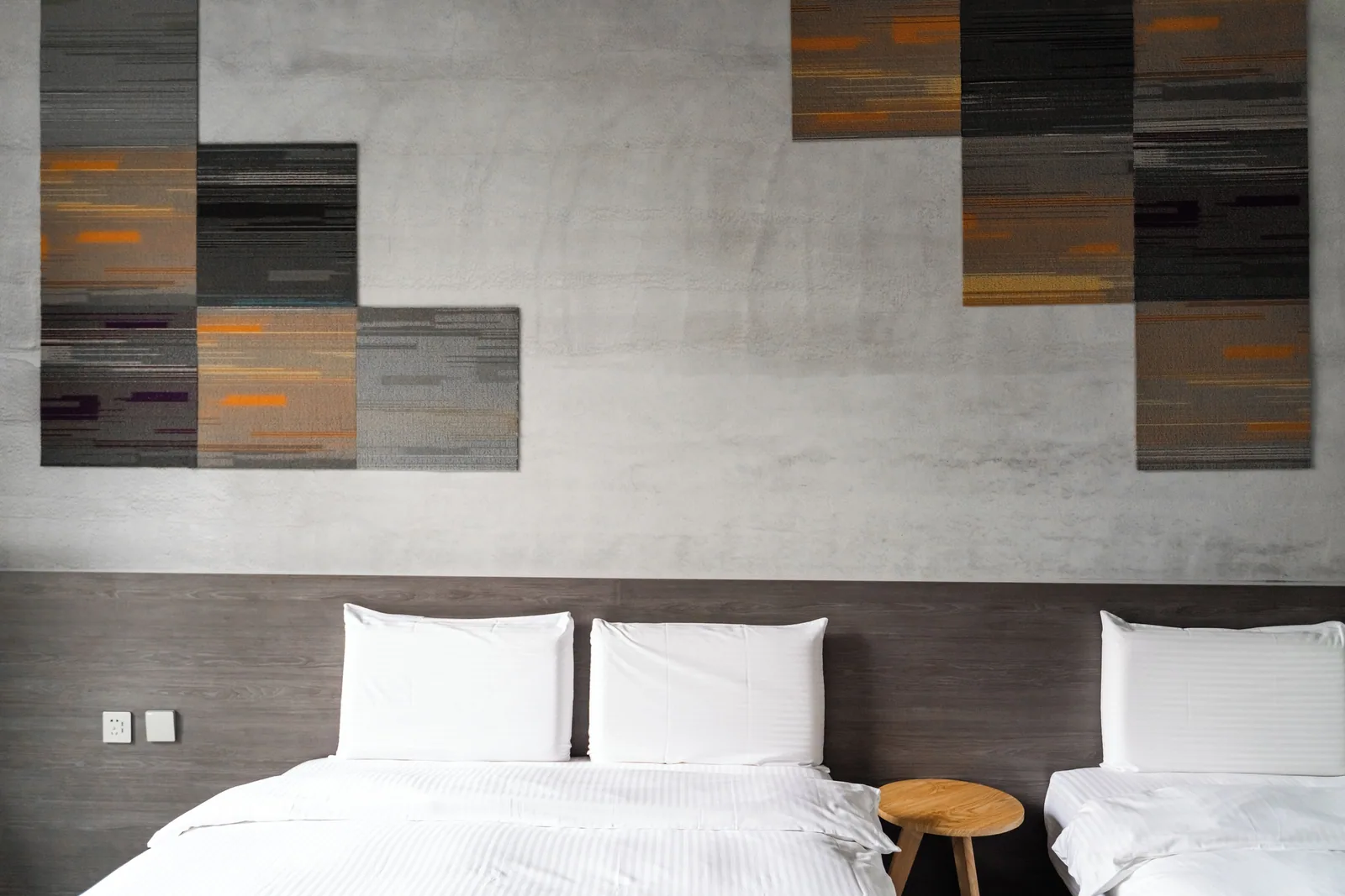 清水模與黑鐵件